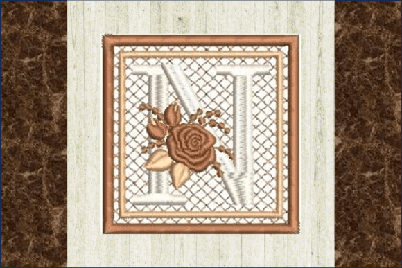 Rose Mini Quilt-N: A Designer’s Take on a Delicate Monogram